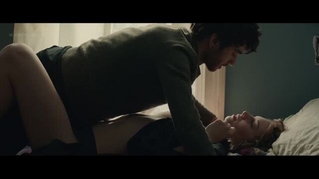 Maya Hawke Nude - Human Capital (2019) HD 1080p Watch Online / Майя Хоук - Цена человека