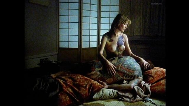 Мод Адамс (Maud Adams nude scenes in "Tattoo" 1981)