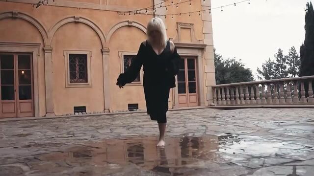 Billie Eilish Feet Soles