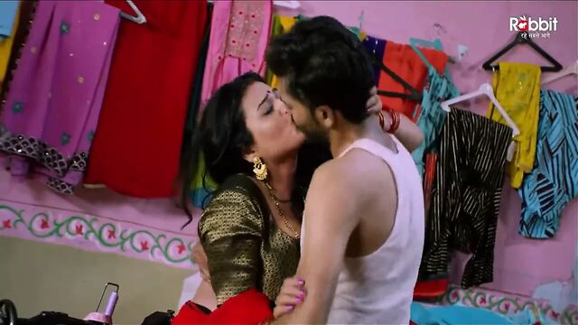 Hot and sexy desi juicy bhabhi fucked by bf
