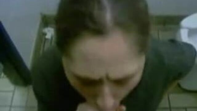 Amateur Burger King BJ toilat