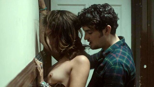 Stella Maeve Topless Sex Scene On ScandalPlanetCom
